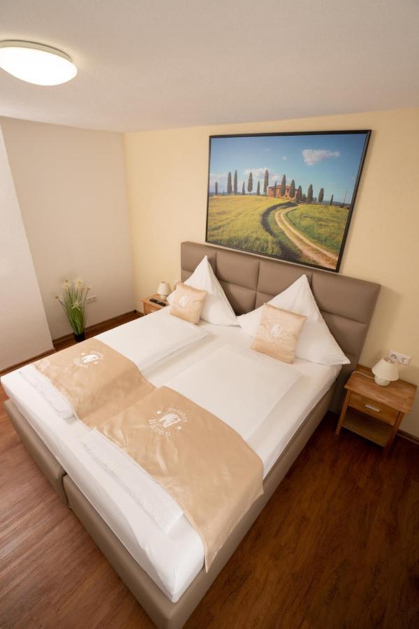 Hotel Baeren à Hechingen Extérieur photo